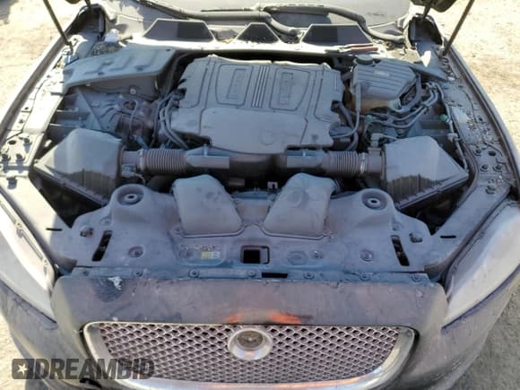 ✅ 2015 Jaguar XJ • VIN: SAJWJ1CD1F8V90815 • Lot: 77977464. Listed on Copart with Not provided. Free auction sales archive from the USA and detailed vehicle history report at DreamBid. Image 11.