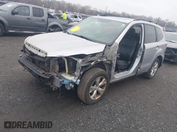 ✅ 2014 Subaru Forester Limited • VIN: JF2SJAHCXEH405772 • Lot: 43706711. Listed on IAAI with 148,594 mi. Free auction sales archive from the USA and detailed vehicle history report at DreamBid. Image 18.