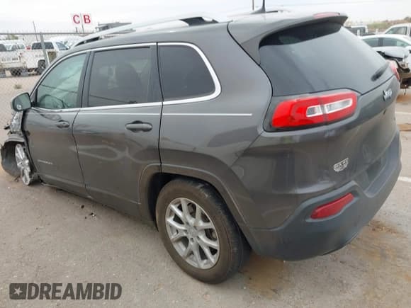 ✅ 2018 Jeep Cherokee Latitude Plus • VIN: 1C4PJLLX7JD524181 • Lot: 42260205. Listed on IAAI with Not provided. Free auction sales archive from the USA and detailed vehicle history report at DreamBid. Image 14.