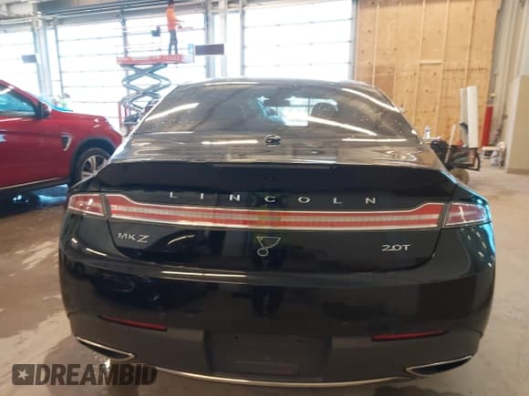 ✅ 2018 Lincoln MKZ Select • VIN: 3LN6L5C9XJR628606 • Lot: 41688892. Wystawiony na IAAI z przebiegiem 76 612 mil. Bezpłatny archiwum sprzedaży aukcyjnych z USA i szczegółowy raport historii pojazdu na DreamBid. Zdjęcie 16.