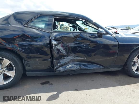 ✅ 2016 Dodge Challenger SXT Plus • VIN: 2C3CDZAG4GH193166 • Лот: 43422604. Опубликован ранее на IAAI с пробегом 95 905 миль. Бесплатный доступ к архиву аукционных продаж из США и подробный отчёт об истории автомобиля на DreamBid. Изображение 13.