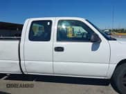 ✅ 2004 GMC Sierra 1500 • VIN: 1GTEC19T44E127956 • Лот: 42690309. Опубликован ранее на IAAI с пробегом 368 452 миль. Бесплатный доступ к архиву аукционных продаж из США и подробный отчёт об истории автомобиля на DreamBid. Изображение 13.