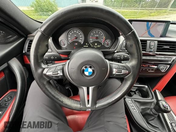 ✅ 2015 BMW M3 • VIN: WBS3C9C57FP803591 • Лот: 60759945. Опубликован ранее на Copart с пробегом 183 101 миль. Бесплатный доступ к архиву аукционных продаж из США и подробный отчёт об истории автомобиля на DreamBid. Изображение 11.