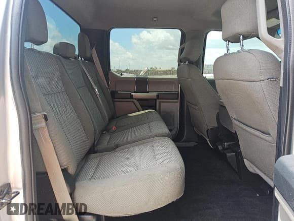 ✅ 2017 Ford F-350 Platinum • VIN: 1FT8W3B62HEE13749 • Lot: 67296505. Listed on Copart with 241,114 mi. Free auction sales archive from the USA and detailed vehicle history report at DreamBid. Image 10.
