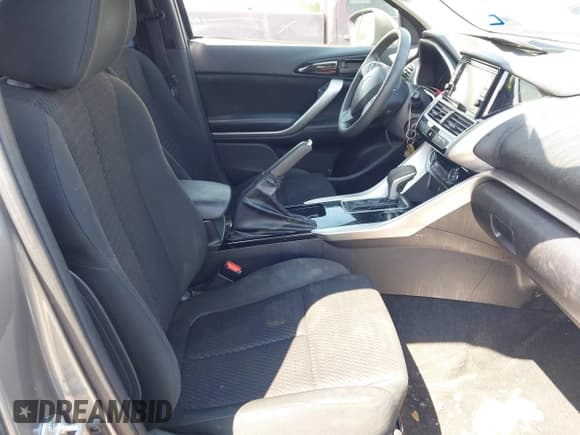 ✅ 2020 Mitsubishi Eclipse Cross ES • VIN: JA4AS3AA0LZ025837 • Лот: 43199395. Опубликован ранее на IAAI с пробегом 119 720 миль. Бесплатный доступ к архиву аукционных продаж из США и подробный отчёт об истории автомобиля на DreamBid. Изображение 5.