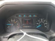 ✅ 2017 Ford F-150 XL • VIN: 1FTMF1CF2HKE54711 • Lot: 55502395. Wystawiony na Copart z przebiegiem 86 587 mil. Bezpłatny archiwum sprzedaży aukcyjnych z USA i szczegółowy raport historii pojazdu na DreamBid. Zdjęcie 9.