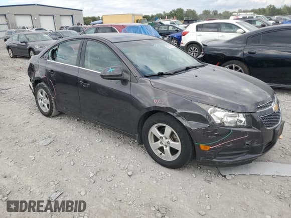 ✅ 2014 Chevrolet Cruze 1LT • VIN: 1G1PC5SB6E7486967 • Лот: 85517015. Опубликован ранее на Copart с пробегом 67 797 миль. Бесплатный доступ к архиву аукционных продаж из США и подробный отчёт об истории автомобиля на DreamBid. Изображение 4.