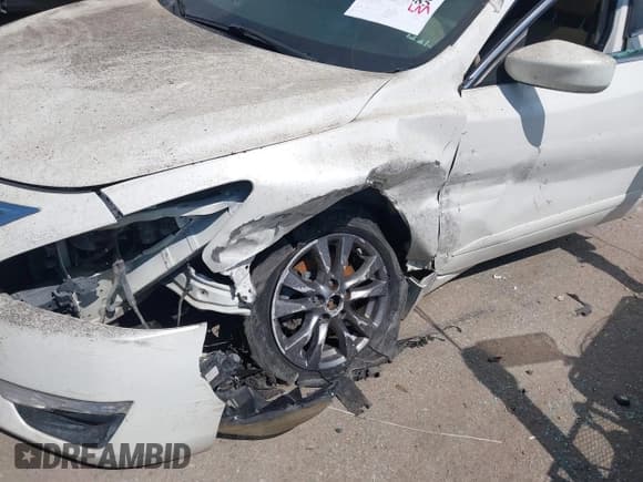 ✅ 2015 Nissan Altima SV • VIN: 1N4AL3AP6FC447924 • Lot: 43346585. Wystawiony na IAAI z przebiegiem 171 918 mil. Bezpłatny archiwum sprzedaży aukcyjnych z USA i szczegółowy raport historii pojazdu na DreamBid. Zdjęcie 6.