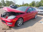 ✅ 2013 Mercedes-Benz C 250 • VIN: WDDGJ4HBXDG075123 • Lot: 40342097. Wystawiony na IAAI z przebiegiem 129 156 mil. Bezpłatny archiwum sprzedaży aukcyjnych z USA i szczegółowy raport historii pojazdu na DreamBid. Zdjęcie 19.