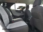 ✅ 2024 Chevrolet Equinox LS • VIN: 3GNAXSEG8RL180031 • Lot: 62124215. Wystawiony na Copart z przebiegiem 18 118 mil. Bezpłatny archiwum sprzedaży aukcyjnych z USA i szczegółowy raport historii pojazdu na DreamBid. Zdjęcie 10.