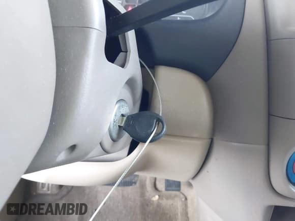 ✅ 2001 Nissan Sentra GXE • VIN: 3N1CB51D51L424982 • Lot: 42628236. Listed on IAAI with 77,948 mi. Free auction sales archive from the USA and detailed vehicle history report at DreamBid. Image 11.