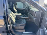 ✅ 2022 Chevrolet Silverado 1500 LT Trail Boss • VIN: 3GCUDFET4NG616850 • Lot: 52122755. Listed on Copart with 20,386 mi. Free auction sales archive from the USA and detailed vehicle history report at DreamBid. Image 7.