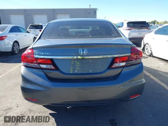 ✅ 2013 Honda Civic LX • VIN: 19XFB2F50DE201221 • Лот: 43508016. Опубликован ранее на IAAI с пробегом 124 509 миль. Бесплатный доступ к архиву аукционных продаж из США и подробный отчёт об истории автомобиля на DreamBid. Изображение 16.