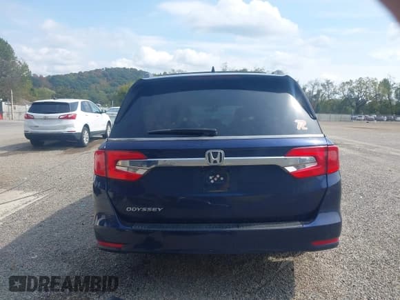 ✅ 2018 Honda Odyssey EX-L • VIN: 5FNRL6H76JB011087 • Lot: 43265162. Listed on IAAI with 171,181 mi. Free auction sales archive from the USA and detailed vehicle history report at DreamBid. Image 17.