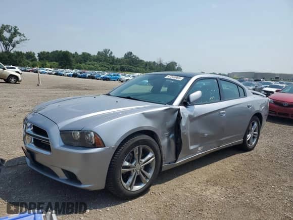 ✅ 2013 Dodge Charger RT • VIN: 2C3CDXDT4DH702181 • Lot: 67349965. Wystawiony na Copart z przebiegiem 109 187 mil. Bezpłatny archiwum sprzedaży aukcyjnych z USA i szczegółowy raport historii pojazdu na DreamBid. Zdjęcie 1.