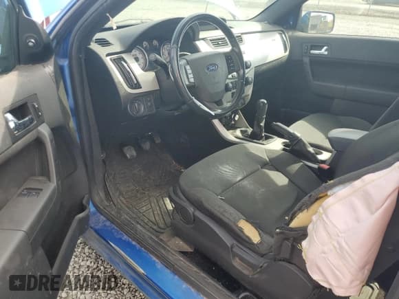 ✅ 2010 Ford Focus SES • VIN: 1FAHP3DN5AW119947 • Лот: 64114875. Опубликован ранее на Copart с пробегом 303 917 миль. Бесплатный доступ к архиву аукционных продаж из США и подробный отчёт об истории автомобиля на DreamBid. Изображение 8.