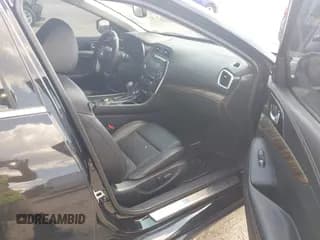 ✅ 2017 Nissan Maxima SV • VIN: 1N4AA6AP5HC386169 • Lot: 43087787. Wystawiony na IAAI z przebiegiem 114 808 mil. Bezpłatny archiwum sprzedaży aukcyjnych z USA i szczegółowy raport historii pojazdu na DreamBid. Zdjęcie 5.