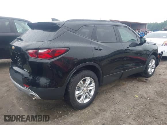 ✅ 2021 Chevrolet Blazer LT • VIN: 3GNKBBRA9MS559191 • Lot: 42435262. Listed on IAAI with 61,557 mi miles. Access the free auction sales archive from the USA and view a detailed vehicle history report at DreamBid. Image 4.