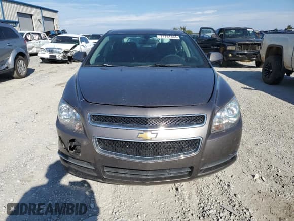 ✅ 2011 Chevrolet Malibu 1LT • VIN: 1G1ZC5EU5BF394465 • Lot: 71761804. Wystawiony na Copart z przebiegiem 174 092 mil. Bezpłatny archiwum sprzedaży aukcyjnych z USA i szczegółowy raport historii pojazdu na DreamBid. Zdjęcie 5.