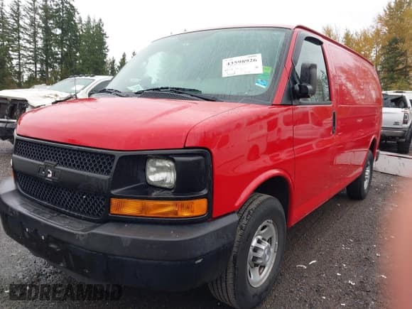 ✅ 2015 Chevrolet Express Cargo • VIN: 1GCZGTCF0F1138953 • Lot: 43598926. Listed on IAAI with 315,062 mi. Free auction sales archive from the USA and detailed vehicle history report at DreamBid. Image 2.