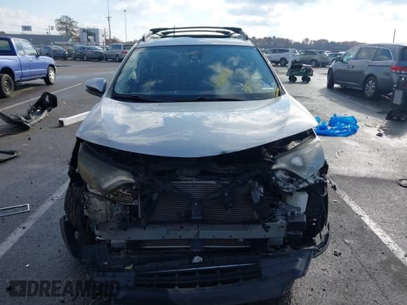 ✅ 2018 Toyota RAV4 XLE • VIN: JTMRFREV8JJ252606 • Лот: 43615455. Опубликован ранее на IAAI с пробегом 48 123 миль. Бесплатный доступ к архиву аукционных продаж из США и подробный отчёт об истории автомобиля на DreamBid. Изображение 6.