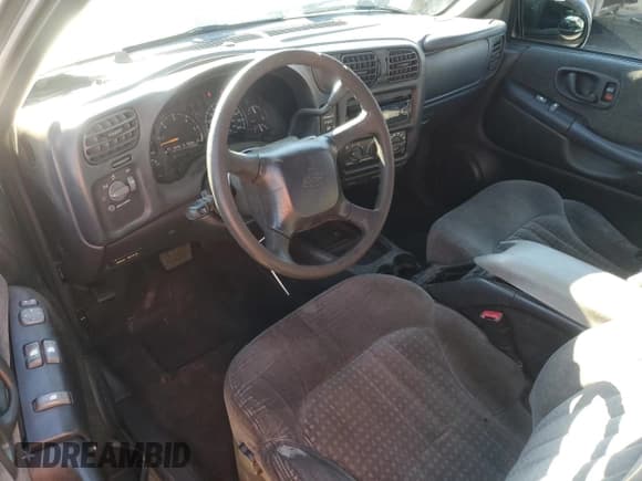 ✅ 2001 Chevrolet S-10 LS • VIN: 1GCCS19W018202988 • Лот: 82923274. Опубликован ранее на Copart с пробегом 160 881 миль. Бесплатный доступ к архиву аукционных продаж из США и подробный отчёт об истории автомобиля на DreamBid. Изображение 8.