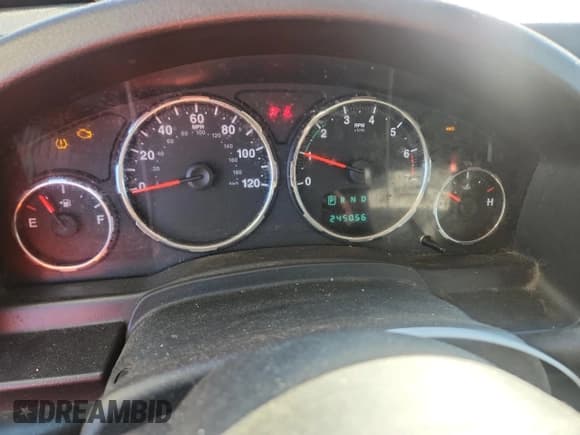 ✅ 2011 Jeep Liberty Sport Jet • VIN: 1J4PN2GK5BW533460 • Лот: 91248065. Опубликован ранее на Copart с пробегом 245 056 миль. Бесплатный доступ к архиву аукционных продаж из США и подробный отчёт об истории автомобиля на DreamBid. Изображение 9.