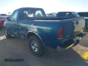 ✅ 2000 Ford F-150 XL • VIN: 3FTZF1729YMA82483 • Lot: 43640471. Wystawiony na IAAI z przebiegiem 199 384 mil. Bezpłatny archiwum sprzedaży aukcyjnych z USA i szczegółowy raport historii pojazdu na DreamBid. Zdjęcie 3.