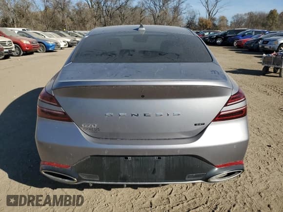 ✅ 2024 Genesis G70 Sport Advanced • VIN: KMTG54SE7RU136939 • Лот: 92588245. Опубликован ранее на Copart с пробегом 15 414 миль. Бесплатный доступ к архиву аукционных продаж из США и подробный отчёт об истории автомобиля на DreamBid. Изображение 6.