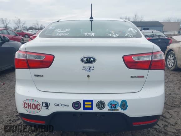 ✅ 2012 Kia Rio EX • VIN: KNADN4A33C6052904 • Lot: 41174800. Listed on IAAI with 114,701 mi. Free auction sales archive from the USA and detailed vehicle history report at DreamBid. Image 17.