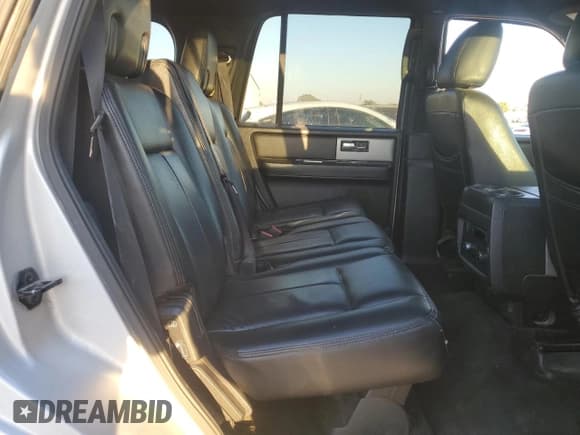 ✅ 2016 Ford Expedition XLT • VIN: 1FMJU1HTXGEF36105 • Лот: 86675475. Опубликован ранее на Copart с пробегом 153 659 миль. Бесплатный доступ к архиву аукционных продаж из США и подробный отчёт об истории автомобиля на DreamBid. Изображение 11.