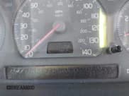 ✅ 1998 Volvo S70 • VIN: YV1LS5548W1437452 • Lot: 42460653. Wystawiony na IAAI z przebiegiem Nie podano. Bezpłatny archiwum sprzedaży aukcyjnych z USA i szczegółowy raport historii pojazdu na DreamBid. Zdjęcie 7.