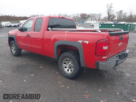 ✅ 2011 Chevrolet Silverado 1500 LS • VIN: 1GCRKREA2BZ195086 • Лот: 43575383. Опубликован ранее на IAAI с пробегом 209 870 миль. Бесплатный доступ к архиву аукционных продаж из США и подробный отчёт об истории автомобиля на DreamBid. Изображение 3.