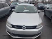 ✅ 2013 Volkswagen Jetta TDI w/Premium/Nav • VIN: 3VWLL7AJ6DM286246 • Lot: 43864018. Wystawiony na IAAI z przebiegiem 138 263 mil. Bezpłatny archiwum sprzedaży aukcyjnych z USA i szczegółowy raport historii pojazdu na DreamBid. Zdjęcie 6.