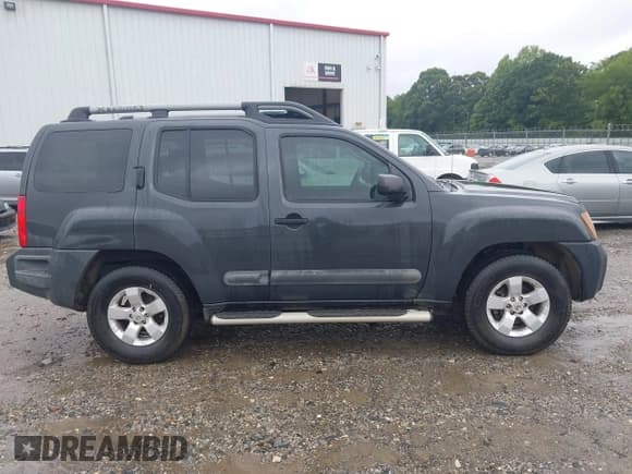 ✅ 2012 Nissan Xterra X • VIN: 5N1AN0NUXCN800261 • Lot: 42902359. Listed on IAAI with 170,070 mi. Free auction sales archive from the USA and detailed vehicle history report at DreamBid. Image 13.
