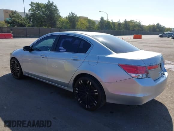 ✅ 2012 Honda Accord SE • VIN: 1HGCP2F67CA023209 • Лот: 43583700. Опубликован ранее на IAAI с пробегом 147 277 миль. Бесплатный доступ к архиву аукционных продаж из США и подробный отчёт об истории автомобиля на DreamBid. Изображение 3.