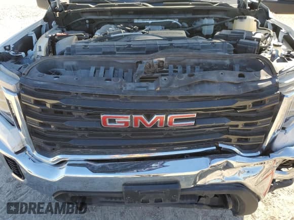 ✅ 2022 GMC Sierra 1500 • VIN: 1GT48LEY2NF313582 • Lot: 70024894. Wystawiony na Copart z przebiegiem 79 239 mil. Bezpłatny archiwum sprzedaży aukcyjnych z USA i szczegółowy raport historii pojazdu na DreamBid. Zdjęcie 11.