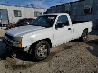 ✅ 2005 Chevrolet Silverado 1500 Work Truck • VIN: 1GCEC14X65Z245270 • Лот: 74786134. Опубликован ранее на Copart с пробегом 242 861 миль. Бесплатный доступ к архиву аукционных продаж из США и подробный отчёт об истории автомобиля на DreamBid. Изображение 1.