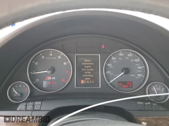 ✅ 2005 Audi S4 • VIN: WAUPL68E85A109670 • Лот: 55114175. Опубликован ранее на Copart с пробегом 98 679 миль. Бесплатный доступ к архиву аукционных продаж из США и подробный отчёт об истории автомобиля на DreamBid. Изображение 9.