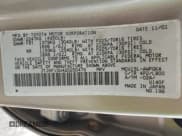 ✅ 2002 Lexus RX 300 • VIN: JTJHF10U420250478 • Lot: 42480373. Wystawiony na IAAI z przebiegiem 237 305 mil. Bezpłatny archiwum sprzedaży aukcyjnych z USA i szczegółowy raport historii pojazdu na DreamBid. Zdjęcie 9.