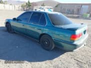 ✅ 1993 Honda Accord LX • VIN: JHMCB7658PC021835 • Lot: 43885829. Listed on IAAI with 194,460 mi. Free auction sales archive from the USA and detailed vehicle history report at DreamBid. Image 3.