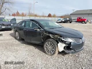 ✅ 2014 Lincoln MKZ • VIN: 3LN6L2J98ER833770 • Lot: 43715804. Wystawiony na IAAI z przebiegiem 63 581 mil. Bezpłatny archiwum sprzedaży aukcyjnych z USA i szczegółowy raport historii pojazdu na DreamBid. Zdjęcie 1.