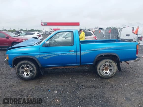 ✅ 1996 Nissan Frontier XE • VIN: 1N6SD11Y6TC381988 • Лот: 42201687. Опубликован ранее на IAAI с пробегом 251 471 миль. Бесплатный доступ к архиву аукционных продаж из США и подробный отчёт об истории автомобиля на DreamBid. Изображение 14.