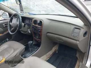 2001 Hyundai Sonata GLS with VIN KMHWF35V51A483264, listed as a IAAI auction lot 41458757 with 154,016 mi miles and . Bid and sale history available at DreamBid. Image 5.