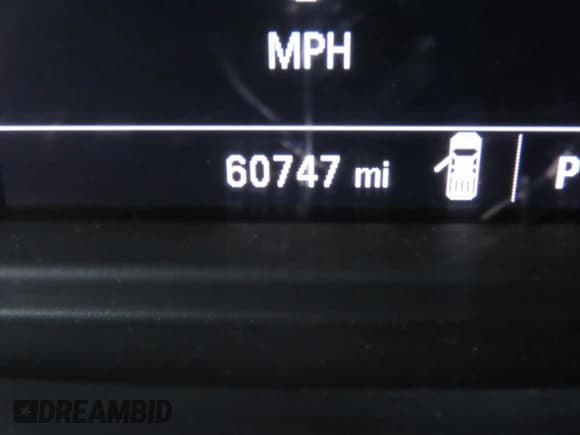 ✅ 2022 Chevrolet Silverado 1500 • VIN: 1GB5WRE71NF218522 • Lot: 92880415. Wystawiony na Copart z przebiegiem 60 747 mil. Bezpłatny archiwum sprzedaży aukcyjnych z USA i szczegółowy raport historii pojazdu na DreamBid. Zdjęcie 8.