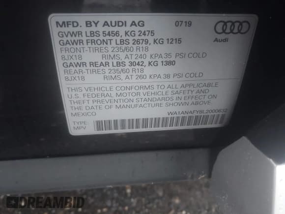 ✅ 2020 Audi Q5 Premium • VIN: WA1ANAFY8L2000632 • Lot: 43777061. Wystawiony na IAAI z przebiegiem 49 487 mil. Bezpłatny archiwum sprzedaży aukcyjnych z USA i szczegółowy raport historii pojazdu na DreamBid. Zdjęcie 9.