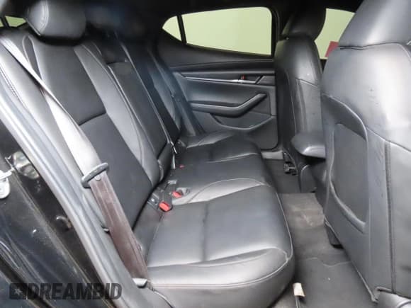 ✅ 2021 Mazda 3 Select • VIN: JM1BPAKL7M1336164 • Лот: 84984585. Опубликован ранее на Copart с пробегом Не указан. Бесплатный доступ к архиву аукционных продаж из США и подробный отчёт об истории автомобиля на DreamBid. Изображение 6.