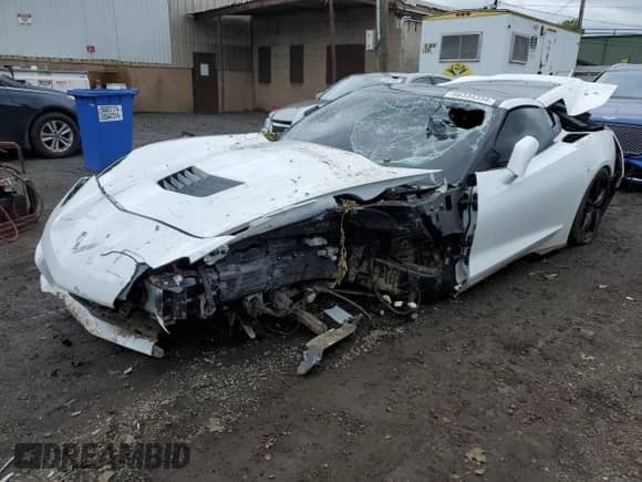 2016 Chevrolet Corvette 1LT с VIN 1G1YB2D76G5122190, выставлен на аукционе Copart как лот 66334334 с пробегом 32 918 миль миль и Списание • Salvage title. История ставок и продаж доступна на DreamBid. Изображение 1.