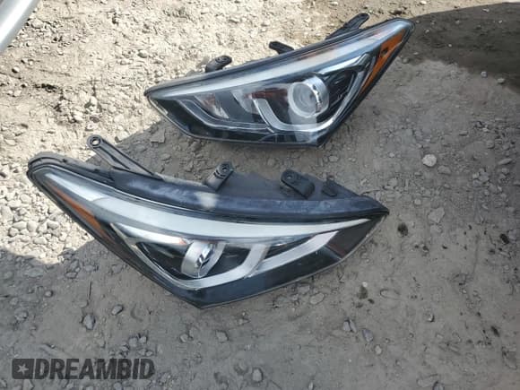 ✅ 2018 Hyundai Santa Fe Ultimate • VIN: 5XYZW4LA1JG548327 • Лот: 41119633. Опубликован ранее на Copart с пробегом 66 028 миль. Бесплатный доступ к архиву аукционных продаж из США и подробный отчёт об истории автомобиля на DreamBid. Изображение 13.