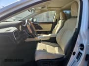 ✅ 2022 Lexus RX 350 • VIN: 2T2HZMAA2NC228291 • Lot: 82552985. Wystawiony na Copart z przebiegiem 33 719 mil. Bezpłatny archiwum sprzedaży aukcyjnych z USA i szczegółowy raport historii pojazdu na DreamBid. Zdjęcie 7.